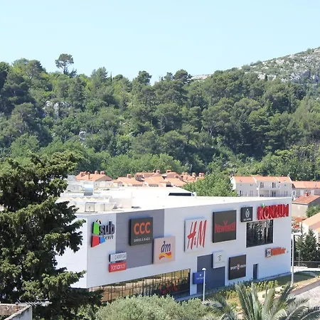 Apartment Ive